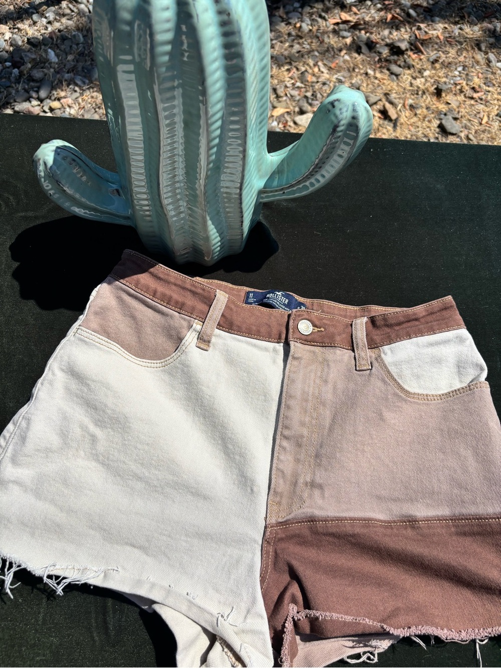 Hollister Two-Tone High-Rise Patchwork Jean Shorts - Cream & Brown